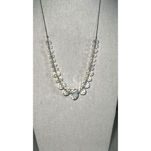 Glass Necklace faceted AB beads graduated silver tone chain EUC 9” - Picture 2 of 4